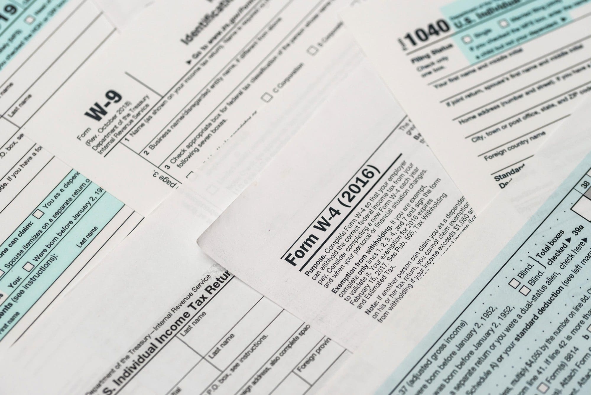 Does Canada Have W-9 Forms